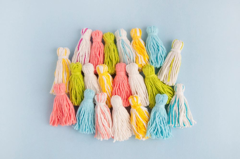 Tie-Dye Tassel Baskets with Tulip Two-Minute Tie Dye