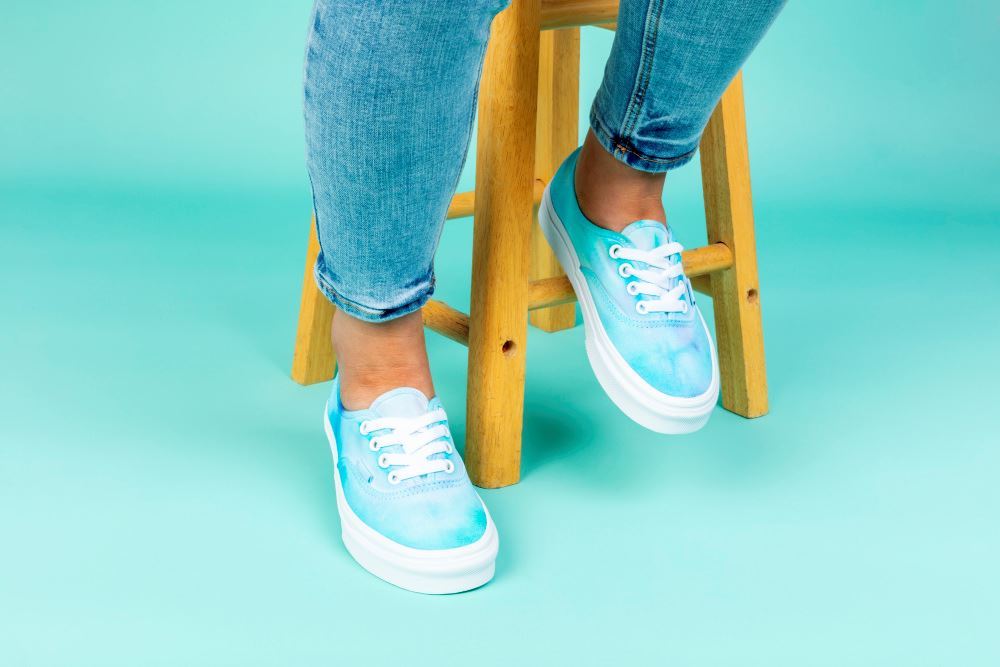 Tulip Ice Tie-Dye Shoes Technique 