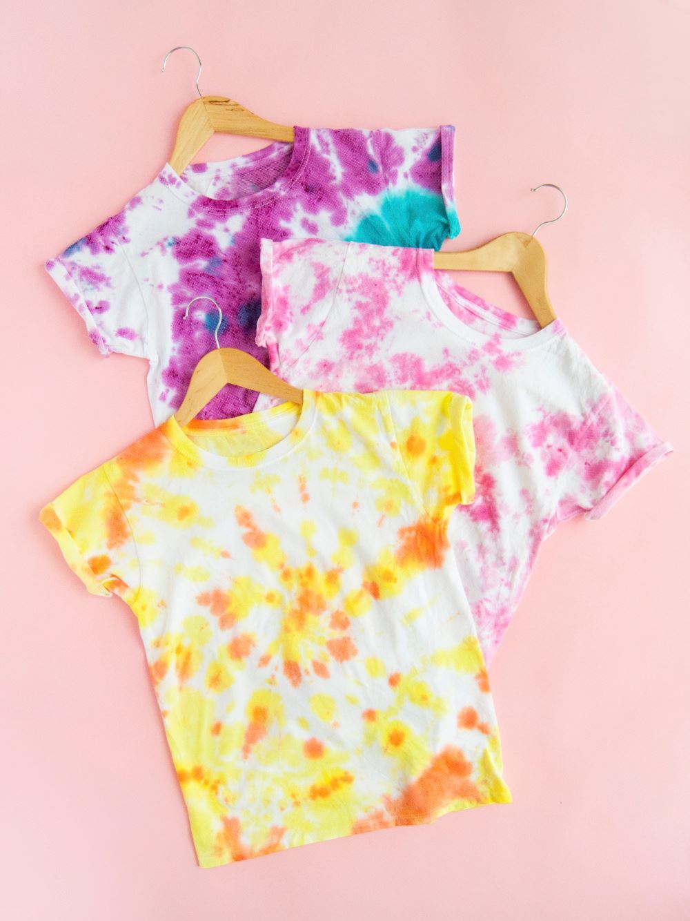 Candy-Inspired Two-Minute Tie-Dye T-shirts