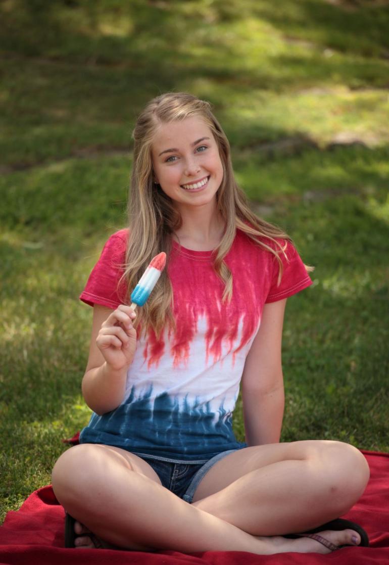 How to Make Patriotic Stripes Tie Dye Shirt!