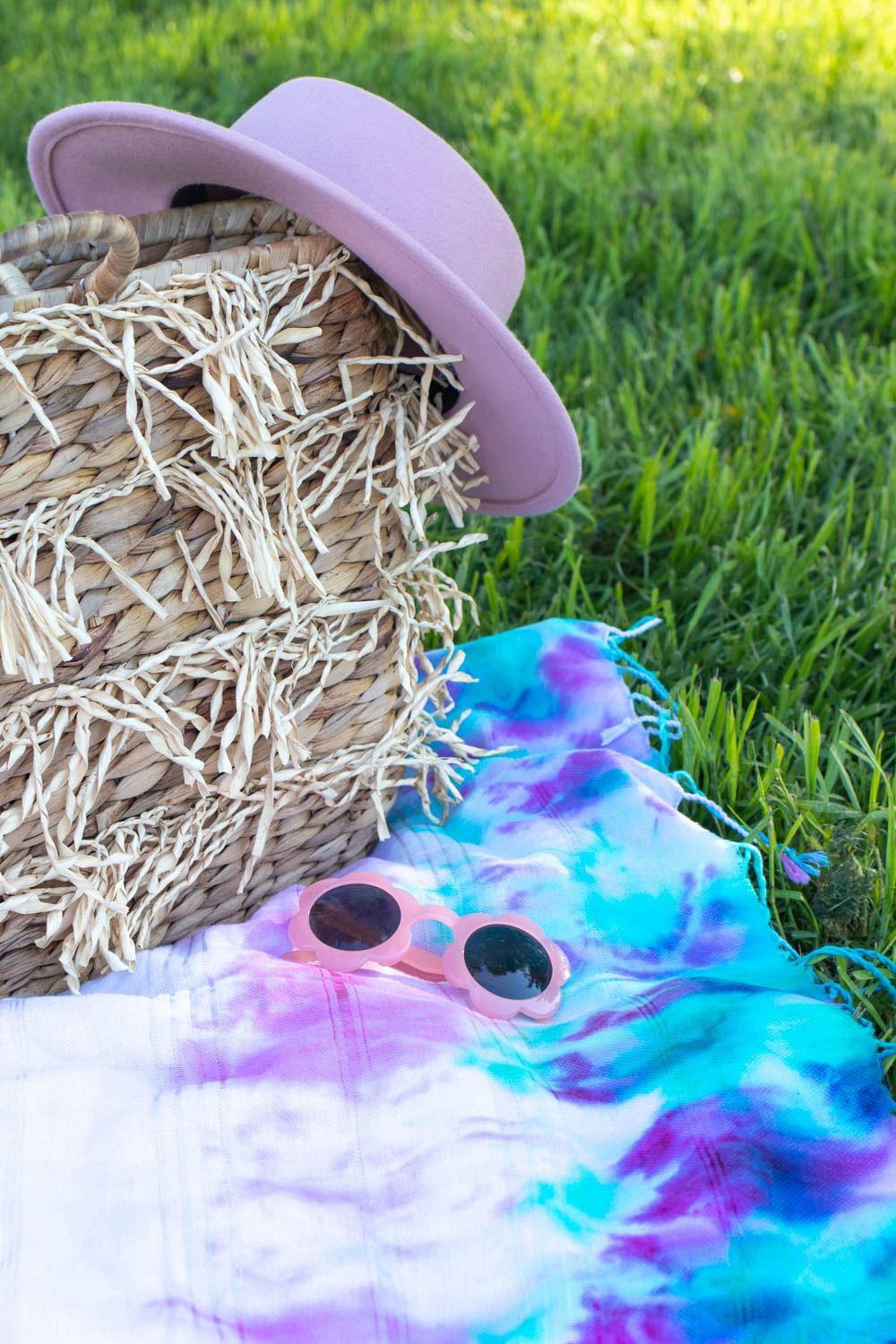 Tie-Dye Picnic Blanket