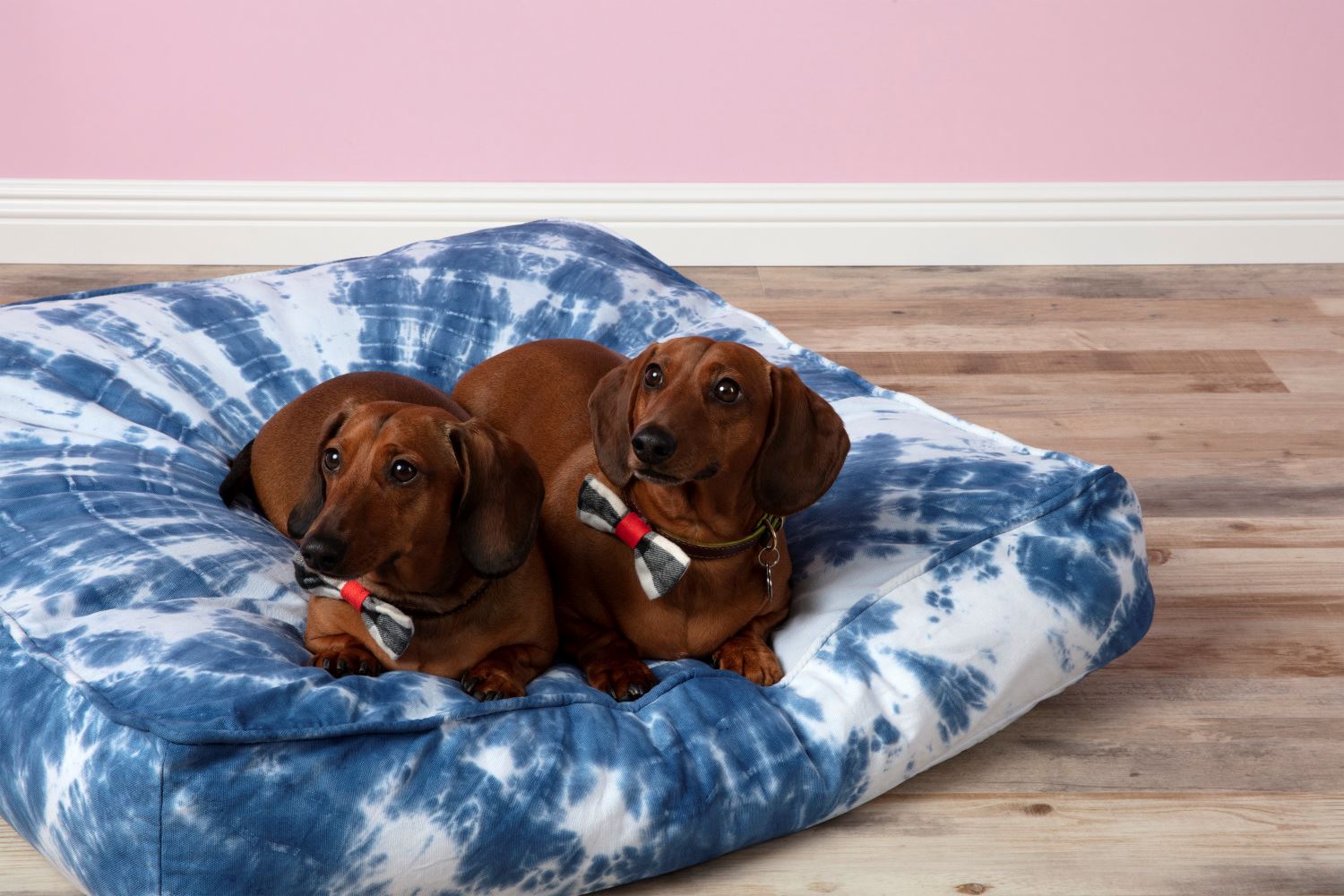 Tie-Dye Pet Bed