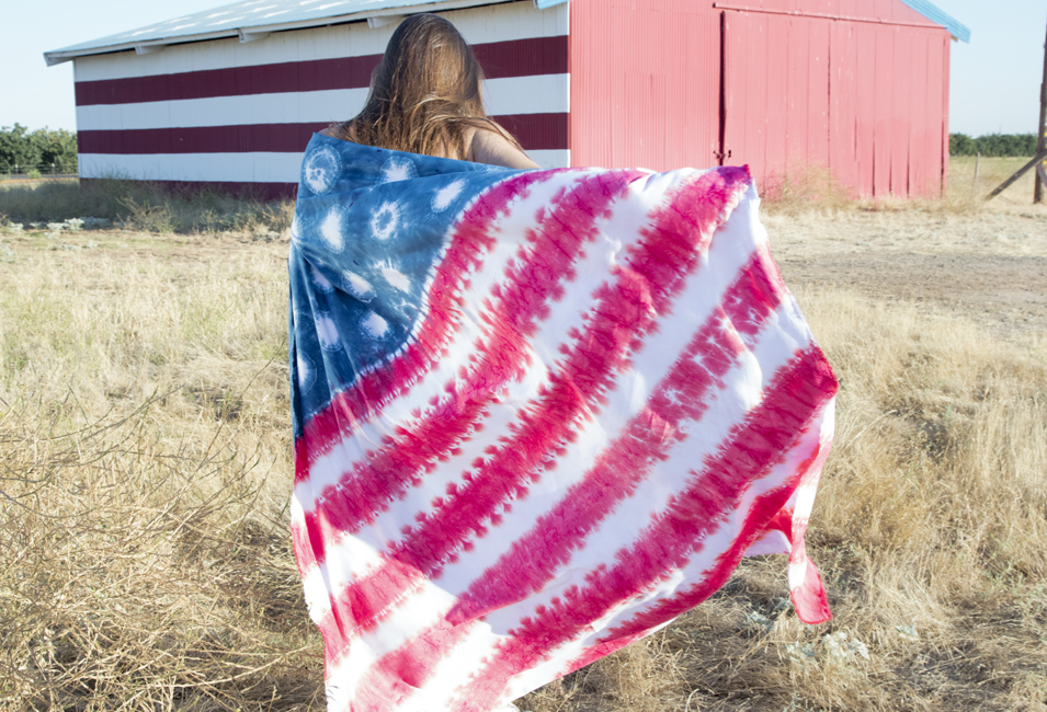 Picture of American Flag Tie-Dye Tapestry
