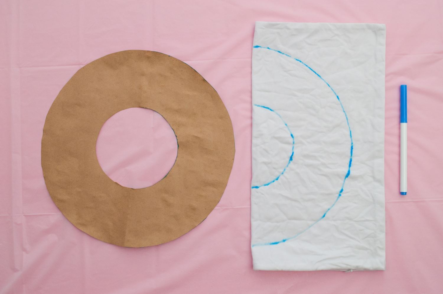 Create circle shape and trace on pillow cover