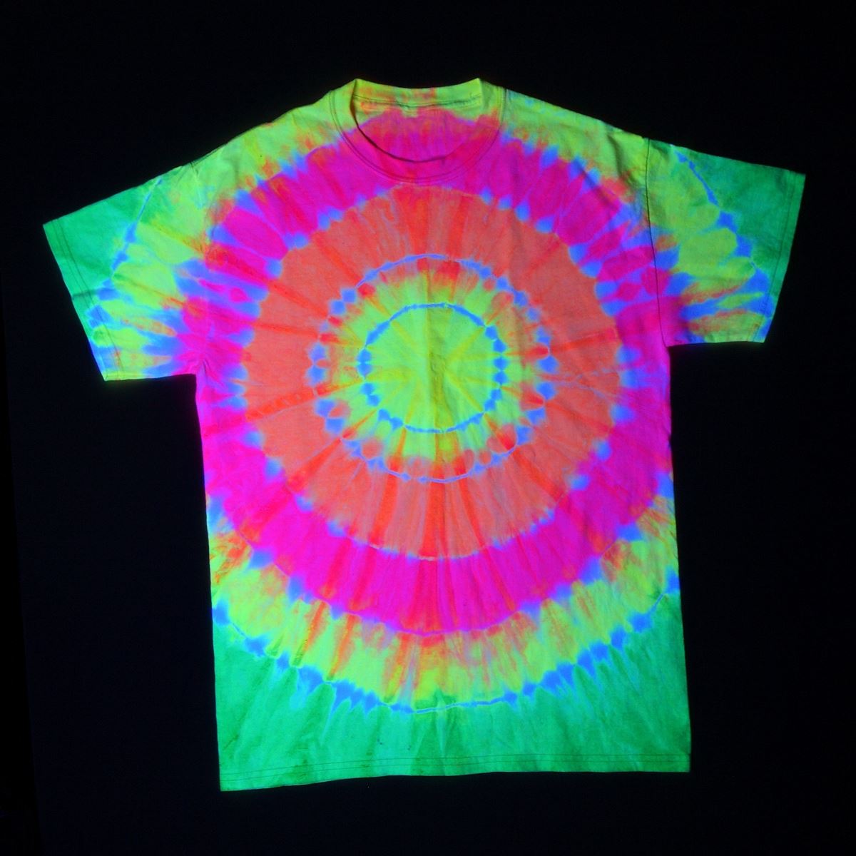Tulip® Electric Neons Dye Kit Tie Dye Your Summer