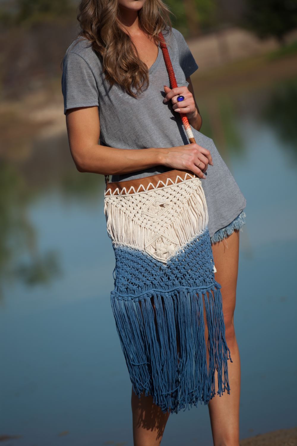 Blue tie-dyed macrame purse