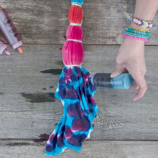 Picture of 47960 Tulip Carousel 5-Color Tie-Dye Kit