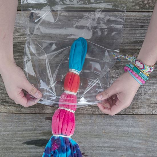 Picture of Party 18-Color Tie-Dye Kit®