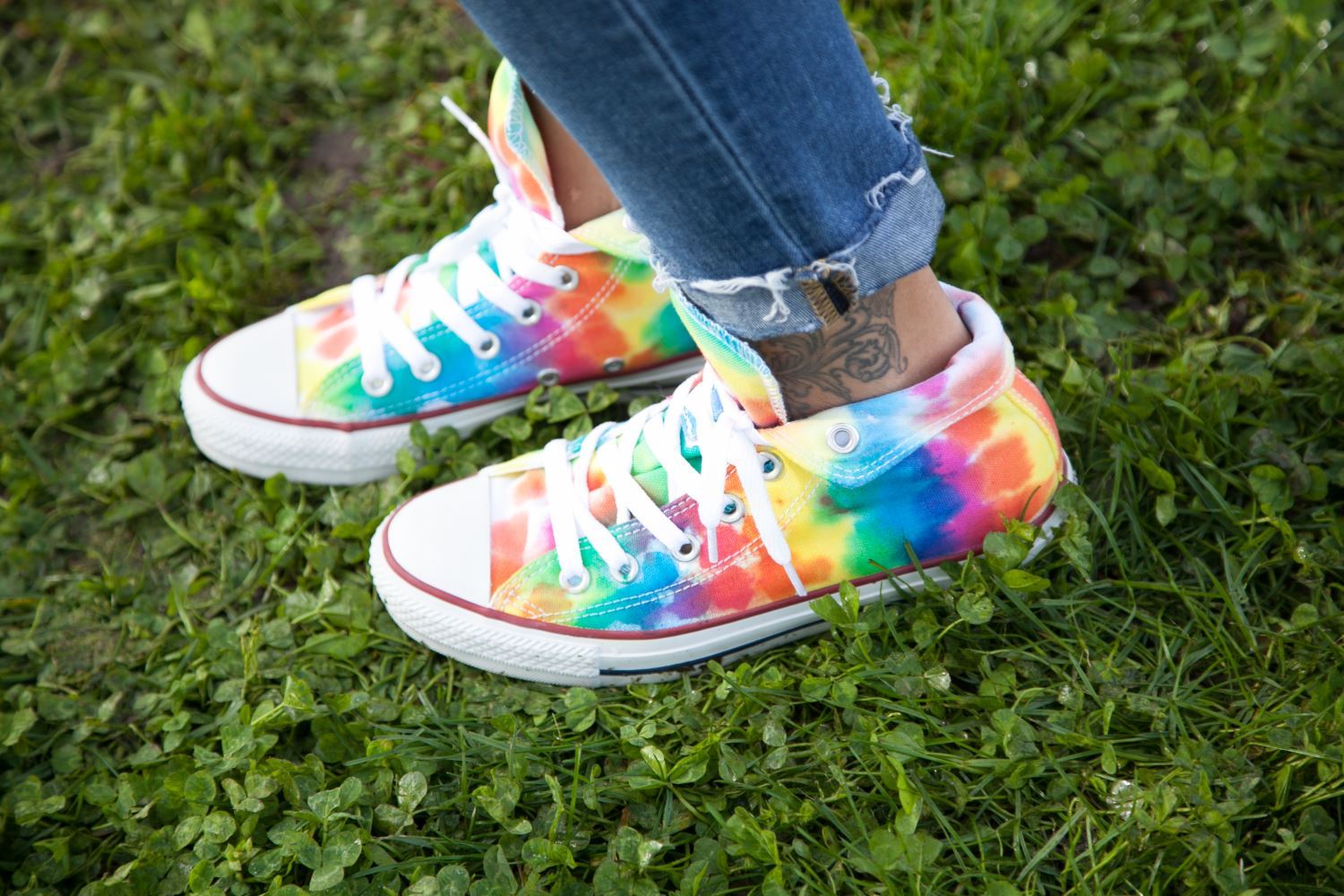 DIY Dotted Rainbow Tie-Dye Shoes