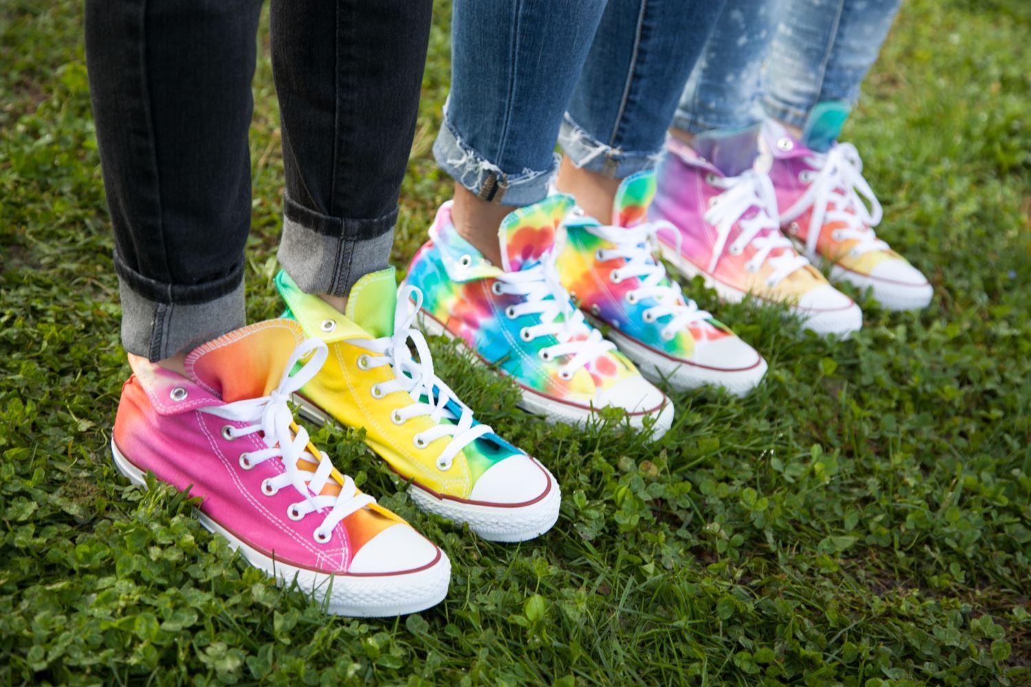 Picture of How to Tie Dye Shoes